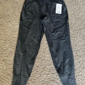 Athleta NWT Venice Joggers Size M